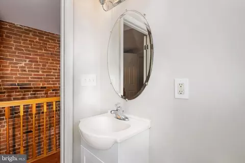 139 E West St, Baltimore, MD 21230 photo 19