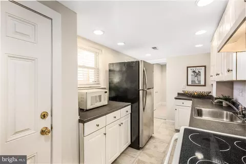 139 E West St, Baltimore, MD 21230 photo 10