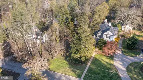 View/Area - 1807 Kenway Rd, Baltimore, MD 21209 photo 5 of 6