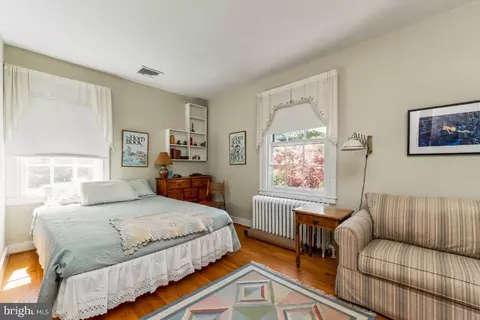 Bedroom - 1807 Kenway Rd, Baltimore, MD 21209 photo 6 of 8