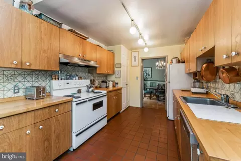 Kitchen - 1807 Kenway Rd, Baltimore, MD 21209 photo 3 of 3