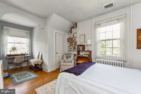 Bedroom - 1807 Kenway Rd, Baltimore, MD 21209 photo 7 of 8