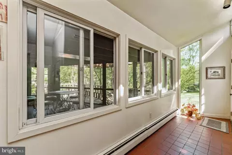 Entry Way - 1807 Kenway Rd, Baltimore, MD 21209 photo 3 of 3