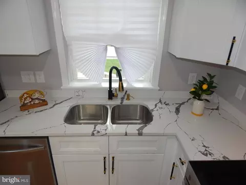 Kitchen - 3817 8th St, Baltimore, MD 21225 photo 4 of 5