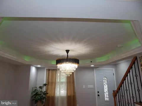 Entry Way - 3817 8th St, Baltimore, MD 21225 photo 1 of 7
