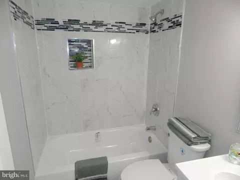 Bath - 3817 8th St, Baltimore, MD 21225 photo 3 of 9
