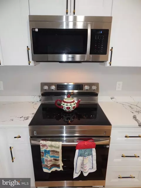 Kitchen - 3817 8th St, Baltimore, MD 21225 photo 5 of 5