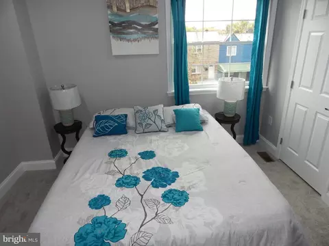Bedroom - 3817 8th St, Baltimore, MD 21225 photo 5 of 8