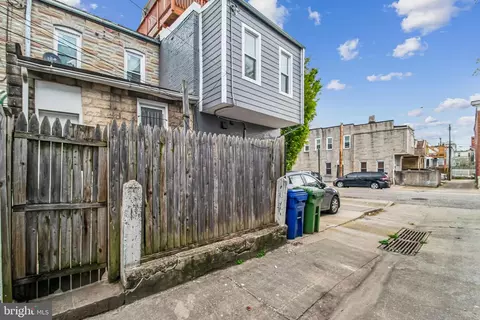 Exterior - 102 E Avenue Ave N, Baltimore, MD 21224 photo 2 of 4