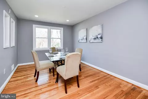 Dining - 1028 Evesham Ave, Baltimore, MD 21212 photo 1 of 4