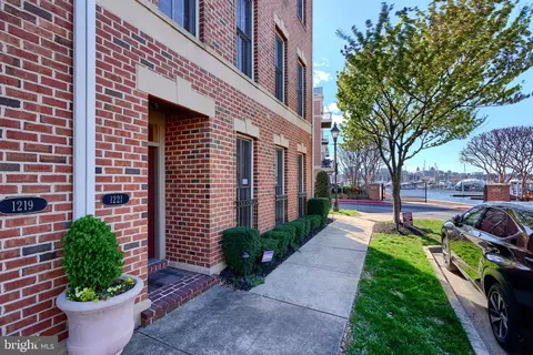 1221 Dockside Cir, Baltimore, MD 21224