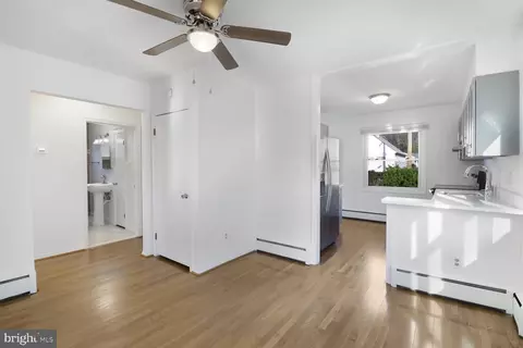 Entry Way - 5710 Adleigh Ave, Baltimore, MD 21206 photo 1 of 3
