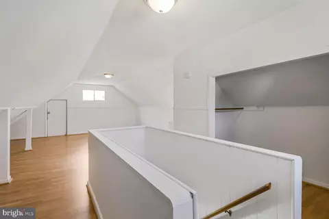 Entry Way - 5710 Adleigh Ave, Baltimore, MD 21206 photo 3 of 3