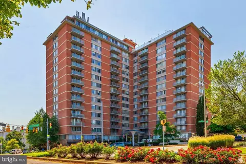 1 E University Pkwy #802, Baltimore, MD 21218