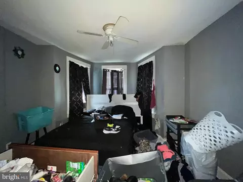 Bedroom - 2918 E Madison St, Baltimore, MD 21205 photo 1 of 2