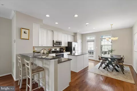826 S Macon St, Baltimore, MD 21224 photo 5