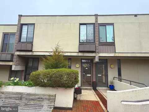 2223 Deerfern Cres, Baltimore, MD 21209