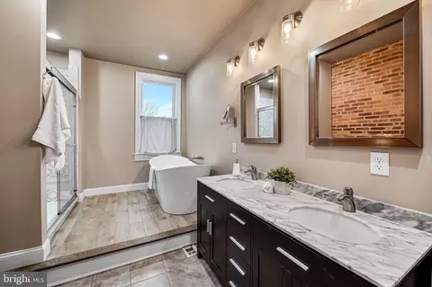 Bath - 2425 N Calvert St, Baltimore, MD 21218 photo 2 of 6