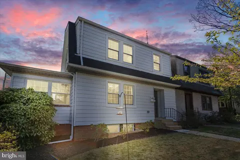 435 Kenneth Sq, Baltimore, MD 21212