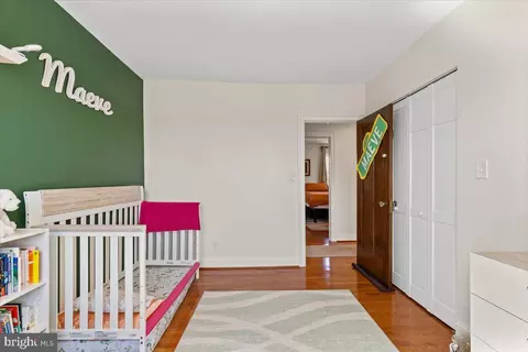 Bedroom - 435 Kenneth Sq, Baltimore, MD 21212 photo 5 of 7