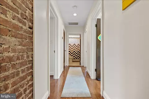 Entry Way - 435 Kenneth Sq, Baltimore, MD 21212 photo 3 of 3