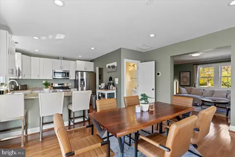 Dining - 435 Kenneth Sq, Baltimore, MD 21212 photo 3 of 3