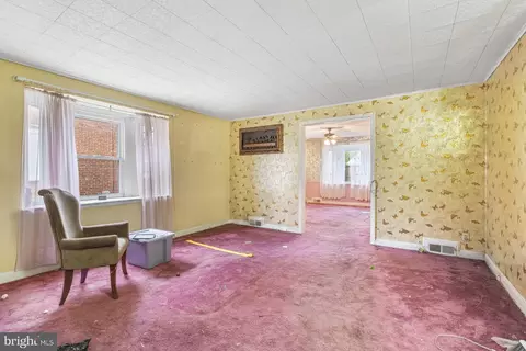 1532 Stonewood Rd, Baltimore, MD 21239 photo 6