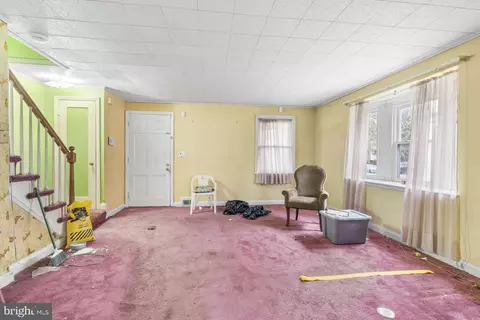 1532 Stonewood Rd, Baltimore, MD 21239 photo 5