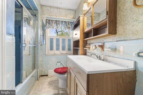 1532 Stonewood Rd, Baltimore, MD 21239 photo 27