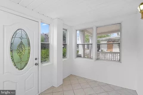 8 W Talbott St, Baltimore, MD 21225 photo 4