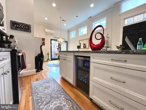 Kitchen - 515 S Sharp St, Baltimore, MD 21201 photo 3 of 5