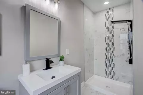 607 Linnard St, Baltimore, MD 21229 photo 19