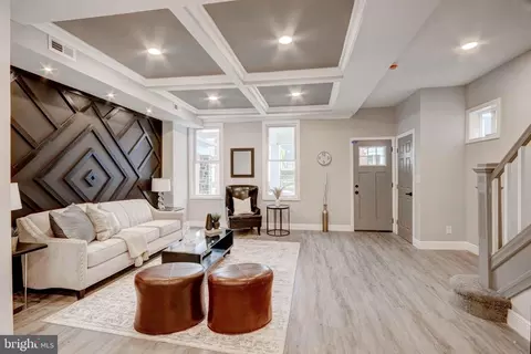 607 Linnard St, Baltimore, MD 21229 photo 4