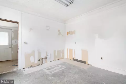 801 W 35th St, Baltimore, MD 21211 photo 16