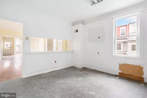 801 W 35th St, Baltimore, MD 21211 photo 17