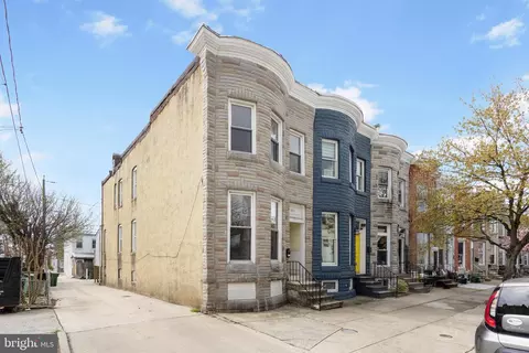 801 W 35th St, Baltimore, MD 21211 photo 2