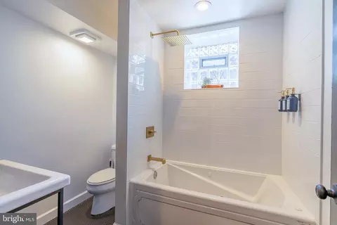 Bath - 18 S Wolfe St, Baltimore, MD 21231 photo 12 of 12