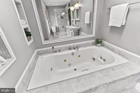 Bath - 18 S Wolfe St, Baltimore, MD 21231 photo 8 of 12