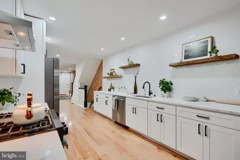 1809 Westphal Pl, Baltimore, MD 21230 photo 8