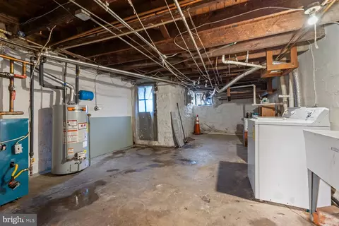 27 S Monastery Ave, Baltimore, MD 21229 photo 22