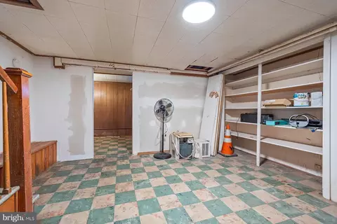27 S Monastery Ave, Baltimore, MD 21229 photo 24