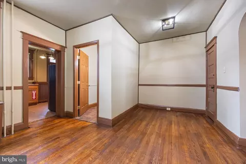27 S Monastery Ave, Baltimore, MD 21229 photo 6