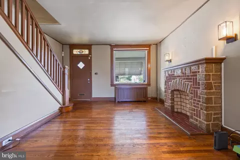 27 S Monastery Ave, Baltimore, MD 21229 photo 4