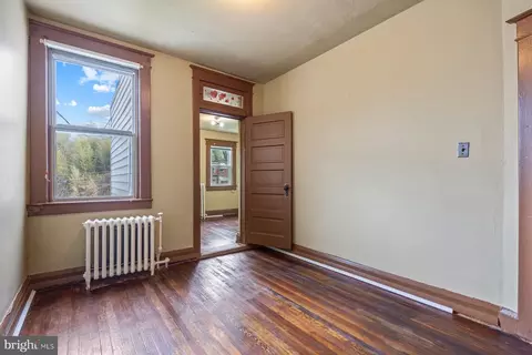 27 S Monastery Ave, Baltimore, MD 21229 photo 16