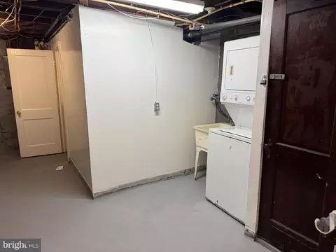 2638 E Biddle St, Baltimore, MD 21213 photo 9