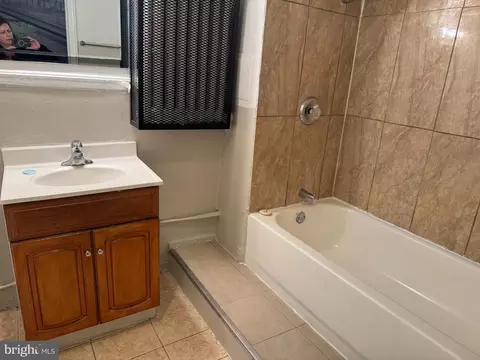 2638 E Biddle St, Baltimore, MD 21213 photo 10