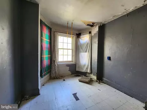 Bedroom - 748 Dolphin St, Baltimore, MD 21217 photo 1 of 1