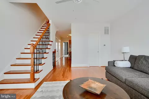 Entry Way - 408 Grundy St, Baltimore, MD 21224 photo 7 of 8