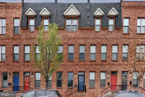Exterior - 408 Grundy St, Baltimore, MD 21224 photo 4 of 7