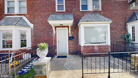 817 Lyndhurst St, Baltimore, MD 21229